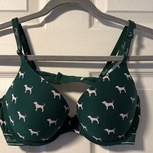 Brand new just tried on never worn Victoria’s Secret bra size 36C.